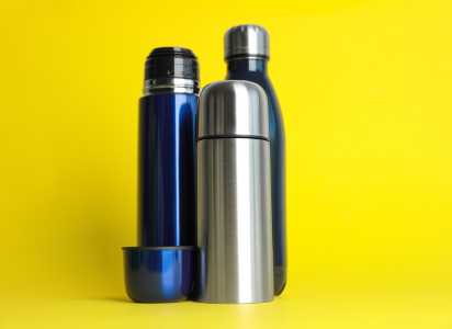 multiple coffee thermos to drink coffee on the go